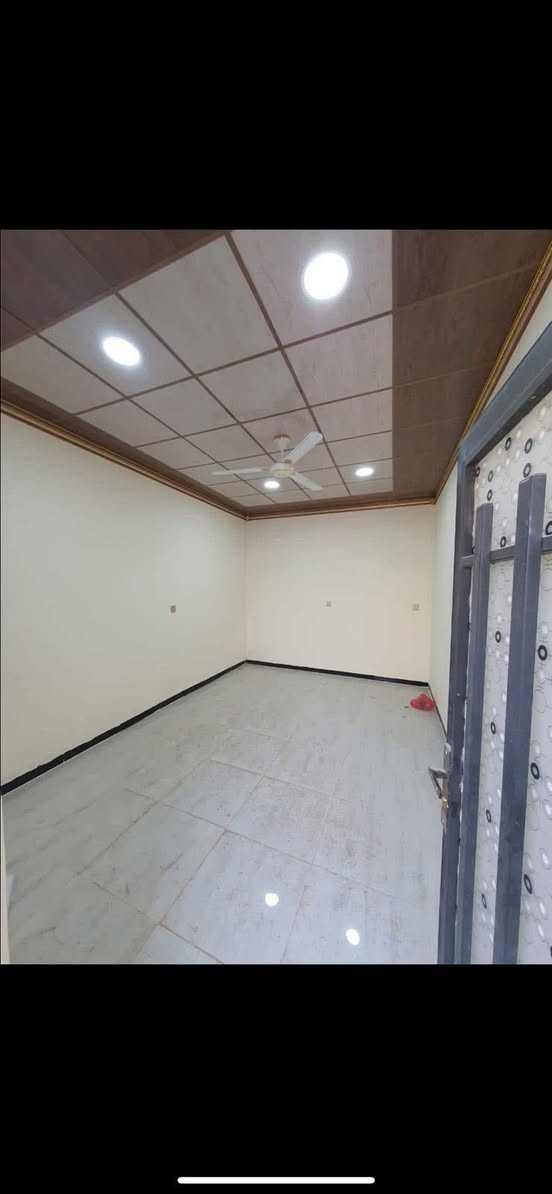 بيع. سريع.  وجوة. السوك

150. متر. طابقين.  زيرو. 

ب70

ديوم. ال 16. الف. 

صدتها على كركوك.  المرغوب 

بسعر. البلاش.    شرططططط

***********

عقارات تكريت ليث المعماري
