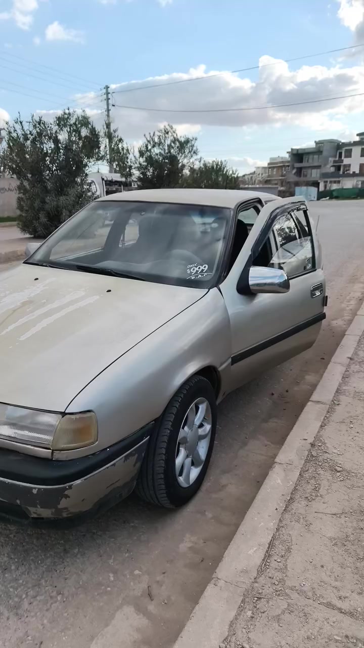 فيكترا مكينه 18 موديل 91
گيرومكينه ي به شرت 
سياره كه ساغه به س بو ياغي كالبوته وه دواوبيشي زور جوانه هيج ليدراوي نيه ئارمي اسايشي له گلايه به شرتي ئارمو ئه وليات 
كامل كارباي به شرت سياره كه مالي دوسته 
سعري 21گلا شوين جمجمال بو زانياري زياتر تيل بو خا.ني بكه ن 
***********
***********
