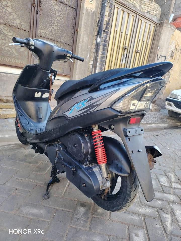 سلم عليكم دراجه البيع ماكس عدلا دراجه جديده مال ربه تجي وشوف صارله اربع تشهر دراجه مامتعوبه تجي وشوف بعينك اوراقه كاملا حته وصل مال ربه مجدودله دمام الله شاهد ضالا بلبيت محد طالع بيه وشراي يتصل بكان بغداد ‭0776 713 7925‬ وتساب
سعر 500 الف
