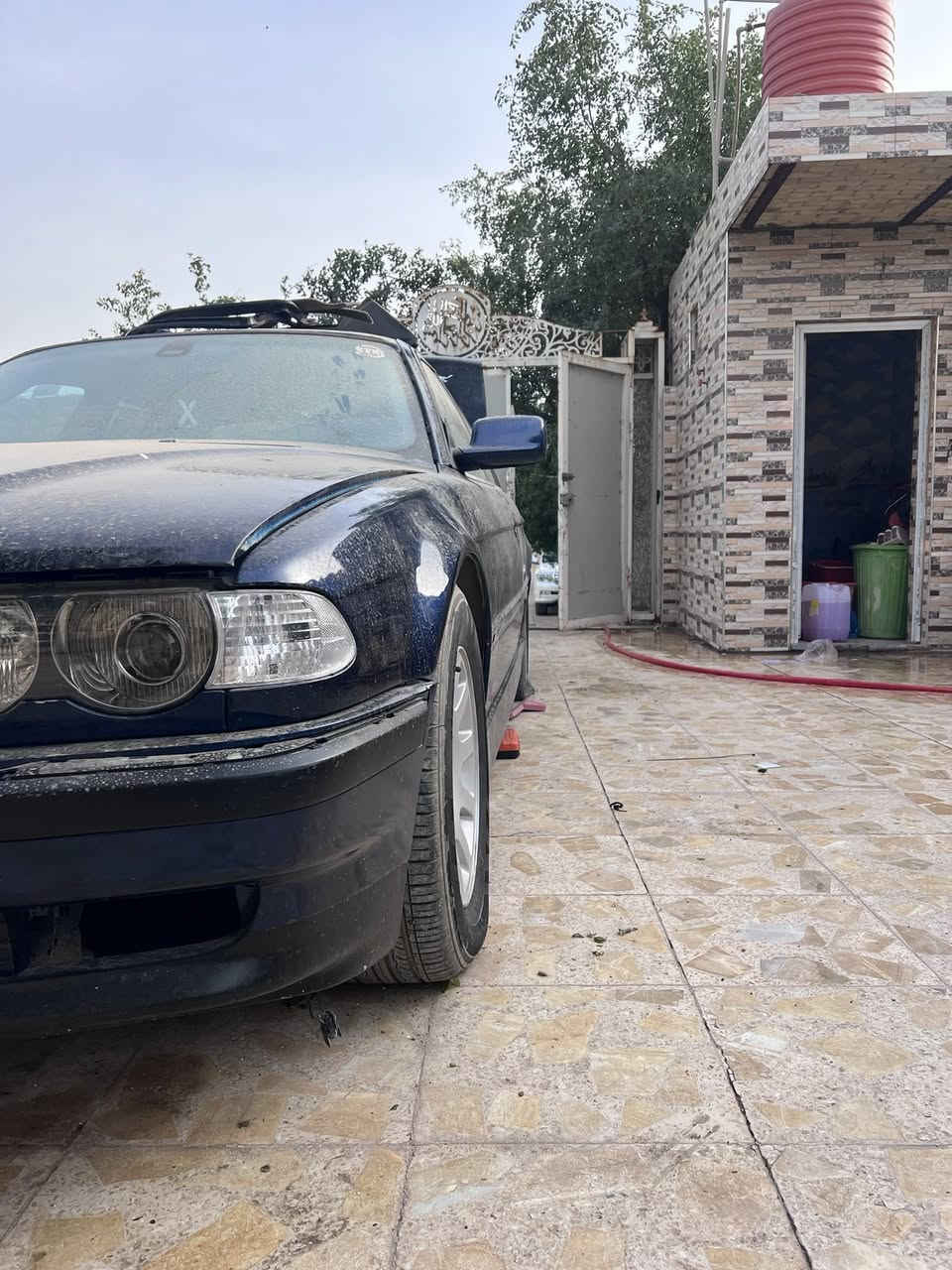 سلام عليكم موديل 2000  728  ستوني صابغها فرن درجه اولئ بعدهي بلا بوليش سياره علئ لبلاد ما ملعوب بكهربائياتها منضومة الصوت ولشاشه بلاديه مالتها شغاله حداديه توني شادها عربانه وره توني مبدلها لايتات وبكلايت جدد تفصيخ زلغ ما بيهن سياره عوزها بس كشنات وبيها ربل كايد ادخن ابيض من اكفخلها + السياره دخلتها ادوات وبيها ارقام سياره نفس الون بلضبط ولا متؤمه يعني بس ترمز شاصي ع سنويه + سنويه ساقطه وابو سياره بلبصره • شوكت ماتريد يحول مكاني لعماره رايدها 75 قفل سبب لبيع عندي دوام وما فارغ اشتغل بيها


**إذا كنت صاحب هذا الإعلان وتريد حذفه لأي سبب، رجاءا أرسل رسالة إلى الدعم الفني**