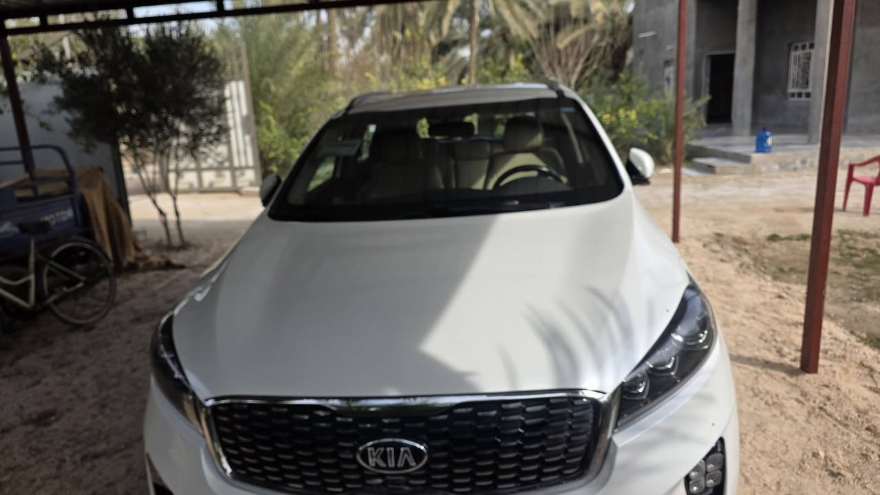 للبيع كيا سورنتو موديل 2019 فول مواصفات ماعده الفتحه شكل  2020 ماشيه 73 مكفوله كفاله عامه ***********
