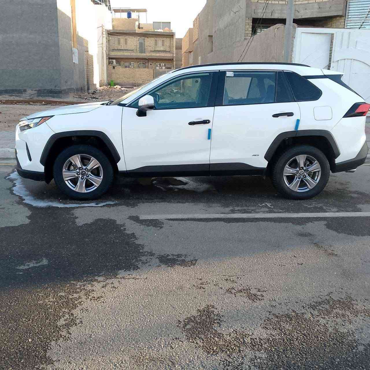 لاستفسار اتصل ***********  السعر  ١٧٥ مع المجال بسيط راف 4موديل ٢٠٢٣ هايبرد امريكي حادثها موضح مع الصور بلمنشور رقم بغداد شاشه جبيره حساسات تحكمات بلستيرن نظام قياده  كامره نظام رادارات مكينه 2500 تبريد تدفئه تخم تاير حداديه سياره جاهزه العنوان كربلاء
