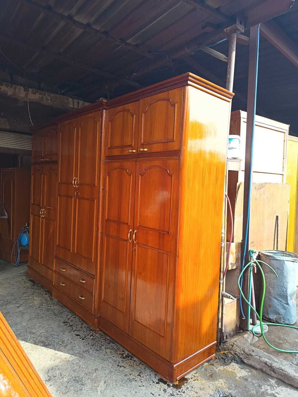 قنصوره 6اباب ملحق حيل نضيف وثكيل شغل فصل العنوان باب جديد يم نادي الفتوه السعر حاص ***********هاذه الكروك بي وتساب ***********
