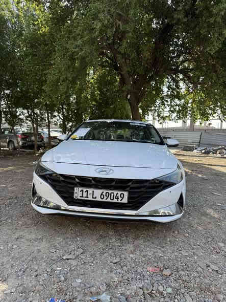 السلام عليكم 
النتره موديل ٢٠٢٢ للبيع او مراوس 
فول ١/١ 
فتحه سقف 
رادر امامي 
رادر جانبي 
تحديد مسار 
شاشه دجتل 
كشنات جلد
وبعد بيه هواي مواصفات ومعروف مواصفات الفول  
حادث السيارة ربع بنيد وشبرين بل جاملغ وباقي السياره كفاله
وسونارها وياه 
مكان السياره بغداد البياع 
السعر ١٥٣
رقم الهاتف 
***********
