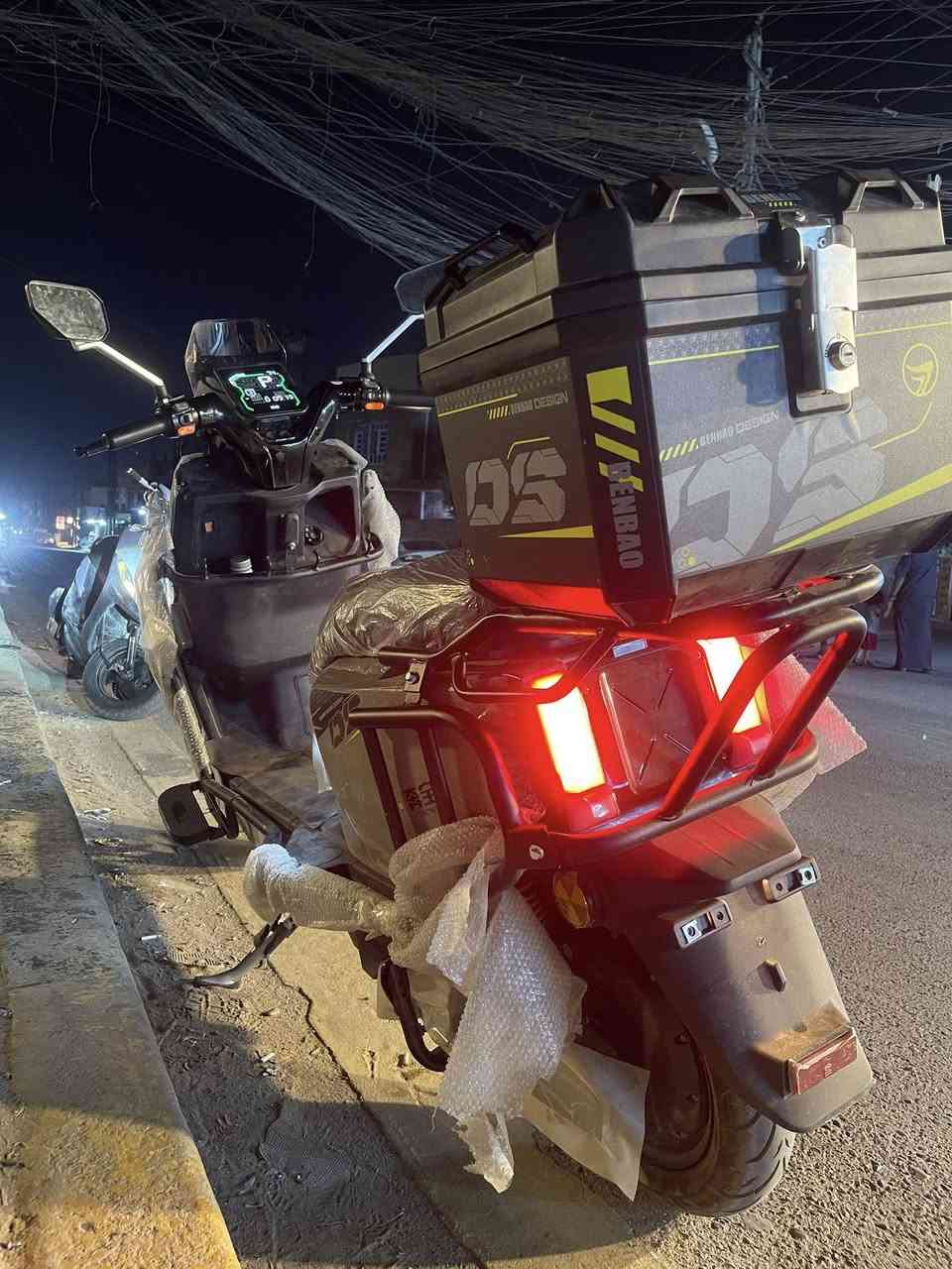 دراجه شحن BENBAO دراجه جديده ما صارلها شهر من مشت بل جيس سعرها 1200بيها مجال ***********
