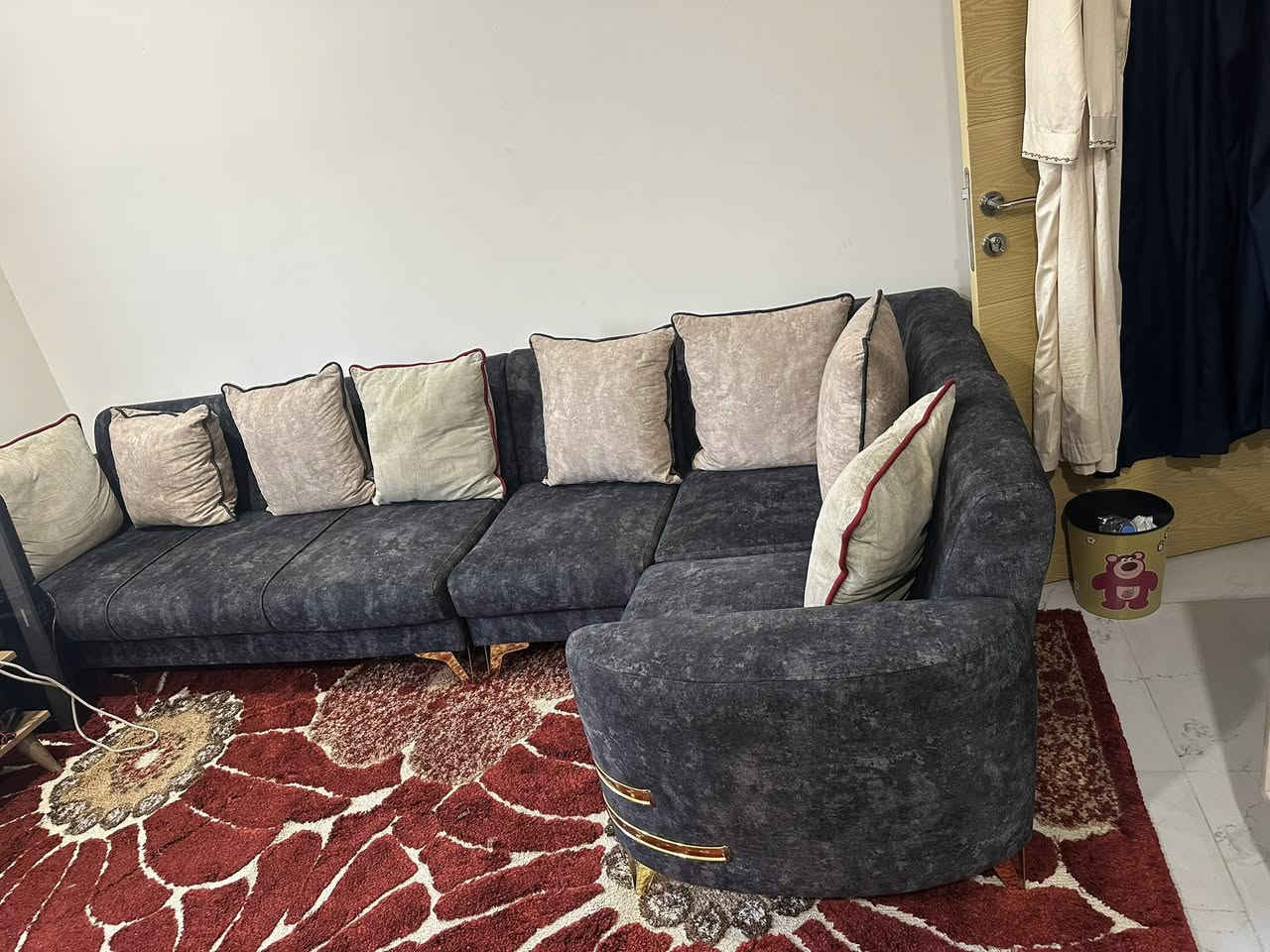 ديوان تركيا المنشاء اخو الجديد رجل حديد استيل ماركه معروفه مع الكوشات ٤٠٠ الف بغداد مجمع بوابة الكاظمية السكني لتواصل ***********
***********
