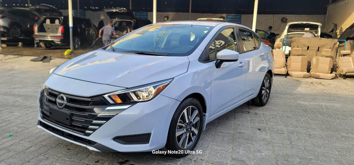 فيرسا ٢٤ دخول جديد رقم فحص
حادث بس جاملغ. مبدل. 
بدون ارباك  
سياره لون سمنتي فاتح
سياره نضيفه  
بصمه 
تحكم جهتاين ستيرين 
رادار امامي وخلفي 
تحديد مسار 
توقف ذاتي 
مكان السياره بابل 
سعر ١١٨ بيها مجال بسيط
*********** كربلاء, العراق
