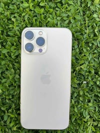 ايفون 13 برو ماكس ذاكره 256 بطاريه 93 لون الذهبي المميز  مداخل صيانه و...