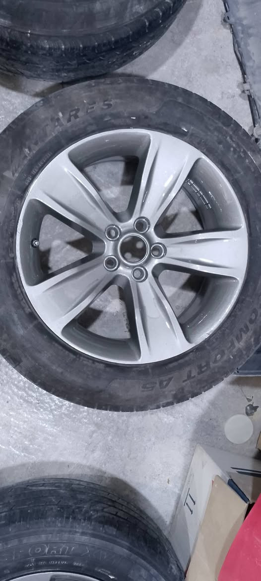 ويل 18 نظيف بدون اعواج بيتكم تاير تخم حساس مكان البصره سعر500 وبي مجال


**إذا كنت صاحب هذا الإعلان وتريد حذفه لأي سبب، رجاءا أرسل رسالة إلى الدعم الفني**