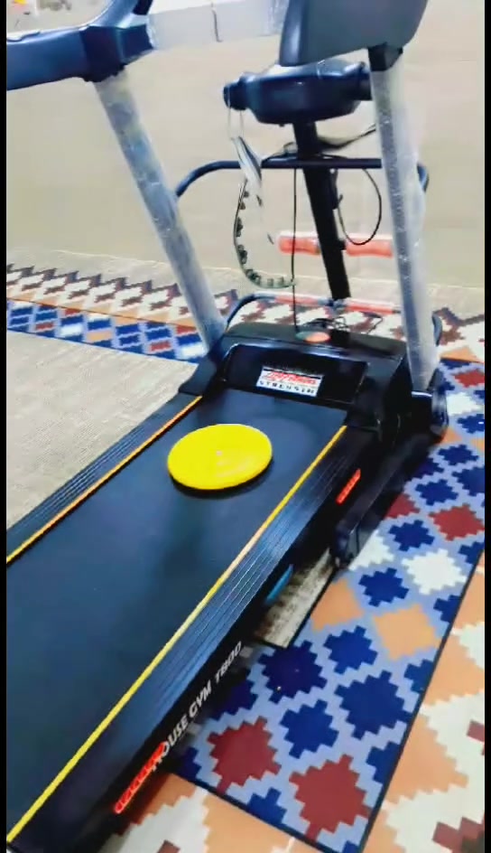 جهاز جري جديد جديد دبل ماطور جبلي وزن 160 سرعه 160 بي جهاز حرق دهون البطن والخواصر بي شناو بطن شاشه لمس سعرات حراريه ودقات القلب ومسافه مقطوعه السعر 280 بغداد الشعب *********** يوجد واتساب

