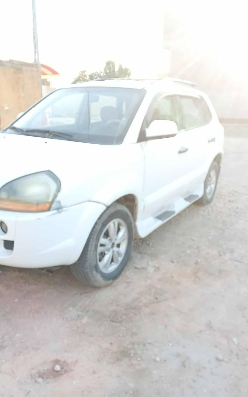 ياالله سلام عليكم توسان 10خليجي رقم سليمانيه جديد سياره بيه قطعه ونص صبغ والباقي  كفاله مكان سياره بابل الحمزه الغربي نتصال ع رقم .  ‏‪***********‬‏.   *********** سعر 110
