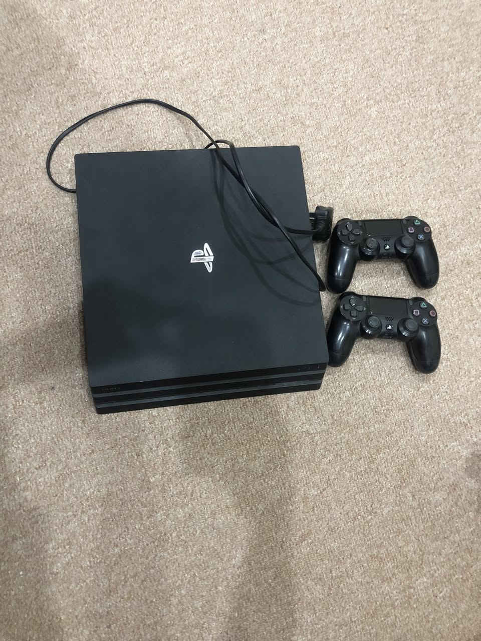 بلي 4 برو
المساحة 1 تيرابايت

وغير مفتوح ولا مهكر 

الملحقات :

2 جويستك اصليات (مو تجاري)

كارتونة الجهاز 

لعبة ماينكرافت قرص !! + بيس2020 !!

الجهاز نظافة 100‎%‎ استخدامه قليل

رقم الهاتف : ***********
