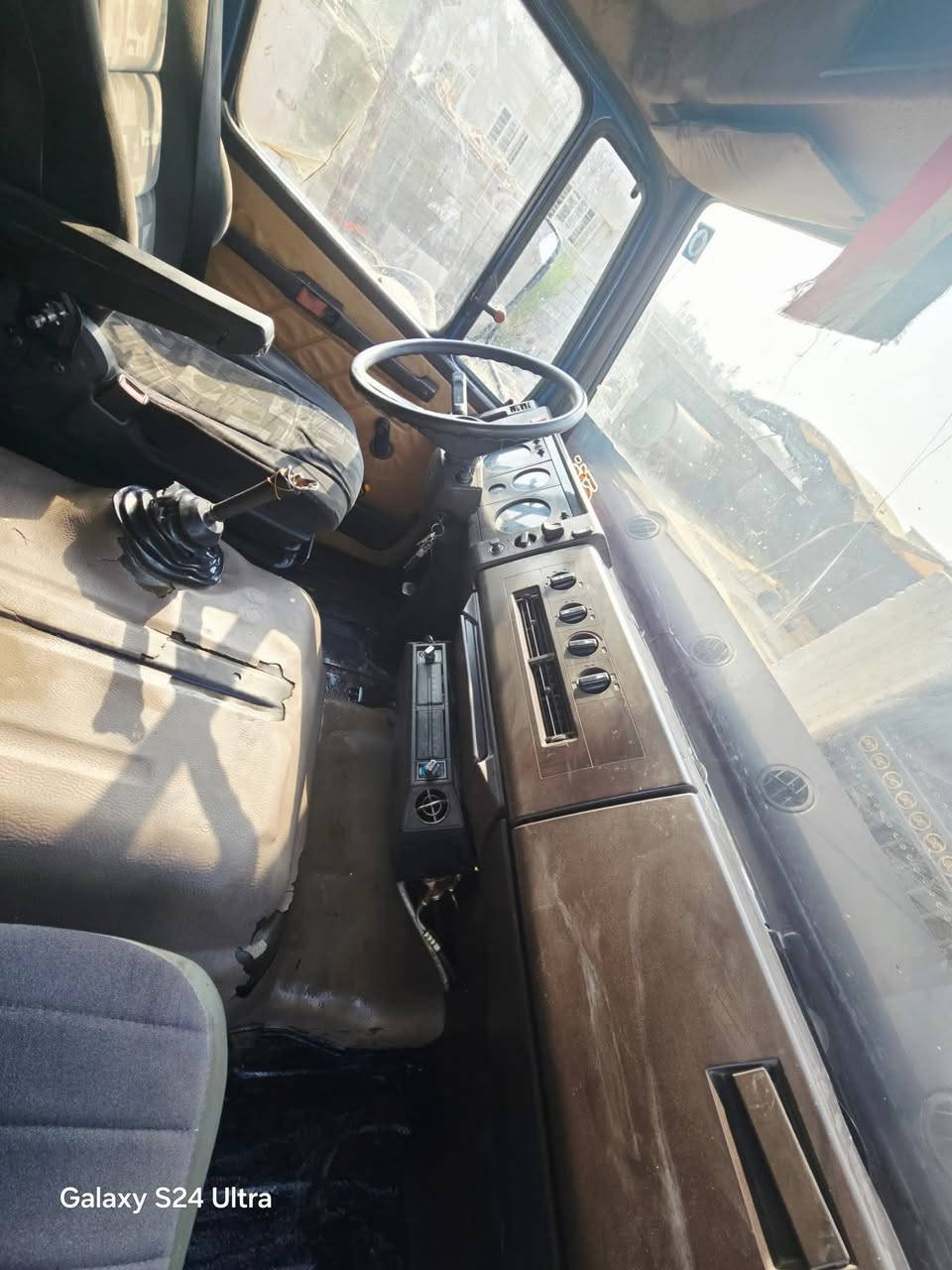 السلام عليكم ورحمة الله وبركاته  جمعه مباركه  
البه موديل 1991 للبيع السياره أمرقمه صلاح الدين الماني تاريخ نفاذ السنويه 2027 شهر 8  السياره بسمي اتريد تحويل ابنفس اليوم او ثاني يوم 
لمعرف السعر وباقي التفاصيل  اتصل على  رقام 
الرقم *********** 
 محافضه  صلاح الدين سامراء
