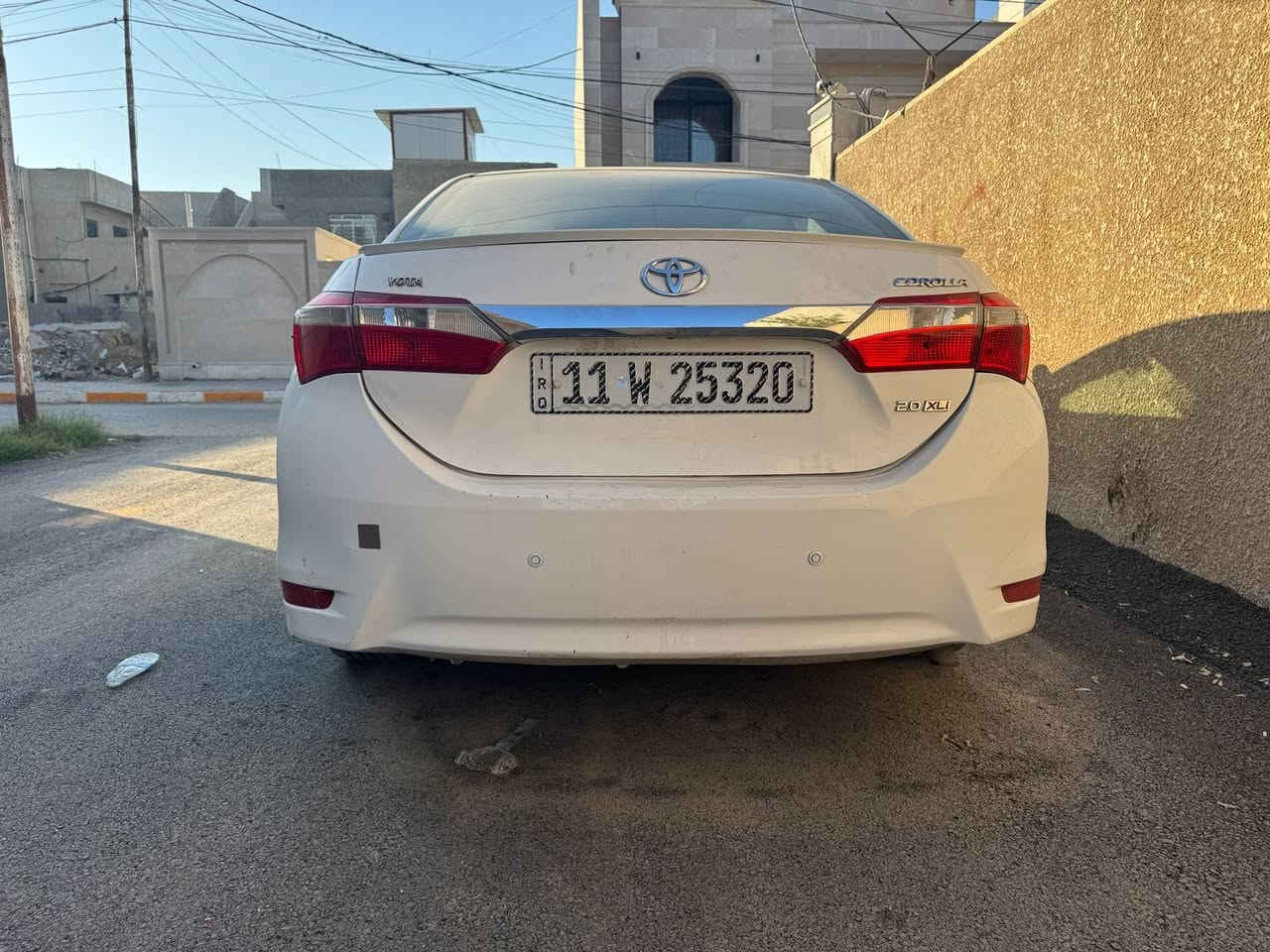 السلام عليكم بيع فقط 
تويوتا كورولا خليجي
رقم بغداد الإنكليزي الجديد
الموديل 2015
اربعة سلندر
المحرك 2000 تنفس طبيعي
داخل بيجي مخمل
تحكم استرين جهة واحدة
شاشة اندرويد
كامرا خلفية دوارة
ويل كب
السيارة كير ومحرك  مكفولات
سونار موجود ضمن الصور
اضافة للسونار بيهة تبديل جاملغ ايسر
السعر       129  $   وبيهة مجال بسيط
مكان السيارة  بغداد  المحمودية

هاتف ***********
***********
