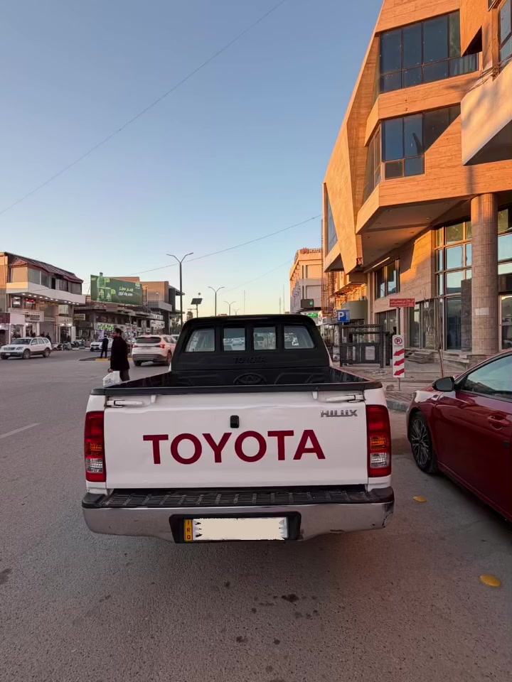 هايلوكس 2009 كير اوتو ب اسمي سنويه  جديده ٢٠٣٠ للبيع مكفوله عدى بارد شبر بباب السايق جوه
ما متواجد عالفيس ***********
