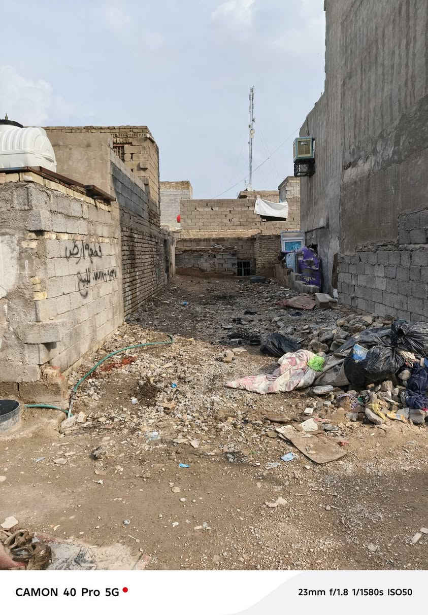 سلام وعليكم بيت وقطعت أرض البيع المساحة 150 العنوان سبع قصور عل مشروع أول فرع سعر 35تصال ‏‪***********‬‏
