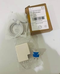 شاحن ماك بوك • تايب C • ١٤٠ واط