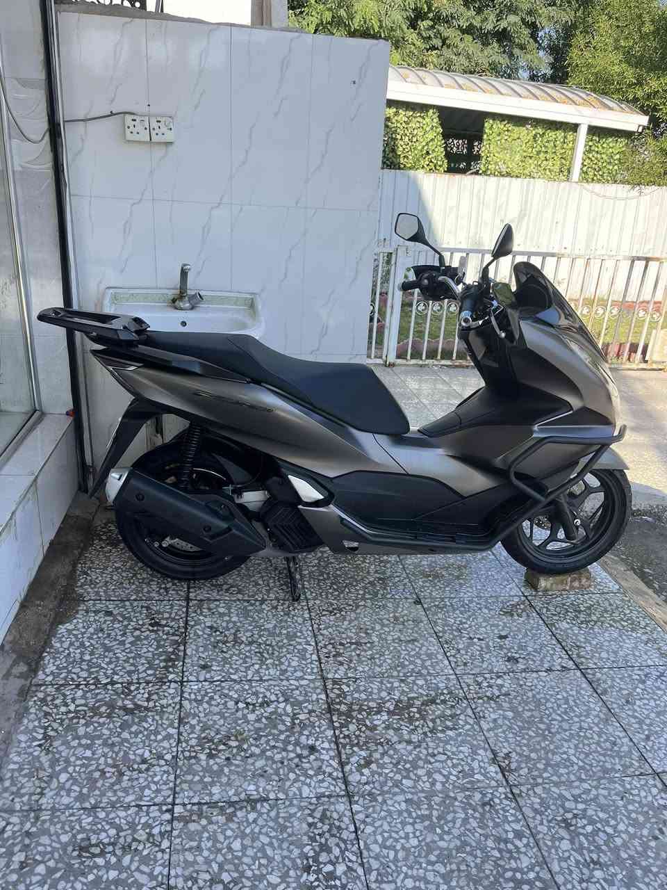 بي سي اكس جيل رابع يابانيه ماشيه 22 الف تدفه بليدات دراجه جديده كلش ***********
