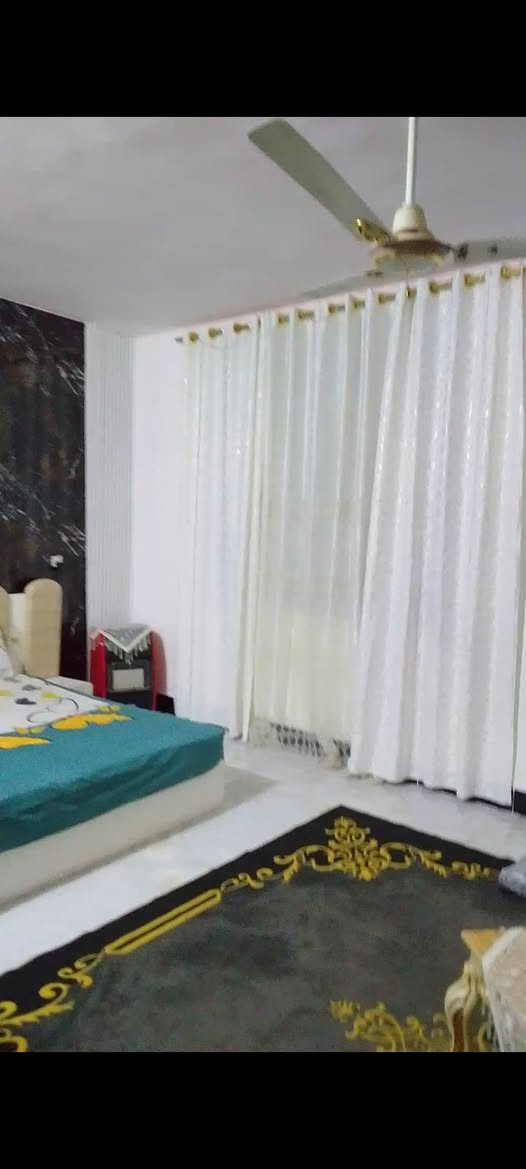 السلام عليكم ورحمه الله وبركاته بيت للبيع 80 متر كربلاء حي الأطباء متكون من اربع غرف طابقين رايده 175مليون وبيه مجال للاستفسار اكثر اتصال على الرقم *********** كربلاء, العراق
