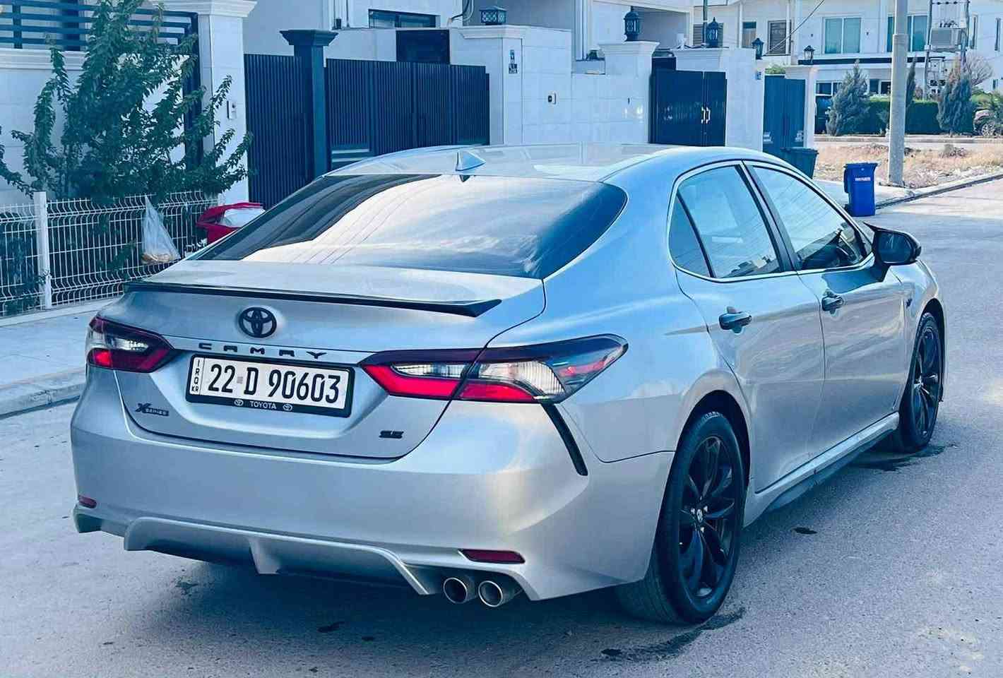 تويوتا كامري موديل  2022 SE
***********__***********
سيارة واحد جاملغ امامي صبغ
روبع جاملغ خلفي صبغ
بدون دواخل 
بدون ايرباك شرط
السعر :   187  ورقة بيها مجال

54000 ميل  ماشي
رقم سنوي و هزة و براد كل جديد 
مواصفات SE  امريكي 
كشن جلد و كهربائي و  شاشة و كاميرا و حساس فوليوم و بلاجكتور ولايت زينون وتحديد سرعةو بلاجكتورو Eco
المكان / اربيل
—————————
 تويوتا كامري موديل 2022 SE
سه ياره كه  يه ك جاملغي پيشي بؤياغه و
روبيعك جاملغي پيشه وه ش بؤياغه
ناوه وه ي نه گرتووه
ئيرباگي نه ته قيووه 
نرخي : 187  وه ره قه و مه عامله

54000 ميل رويشتوه 
رقم و سنوي هه زه و فحص تازه ييه 
مواصفات  SE امريكي 
 گير له سوكان وكوشن كاره باي و كوشن جلدولايت زينون و شاشة و كاميرا و حساس فوليوم تحديد سرعة وEcoو بلاجكتورو
شوين  هەولير
***********__***********
