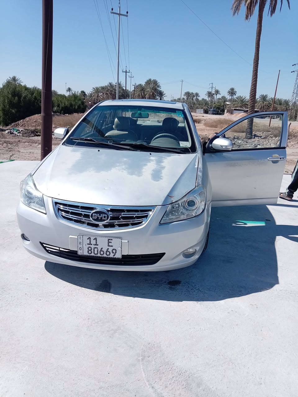 السلام عليكم سياره مقفوله بس صبغها جارد شويه القماره والشنطه سعر 54 مكاني بابل***********
