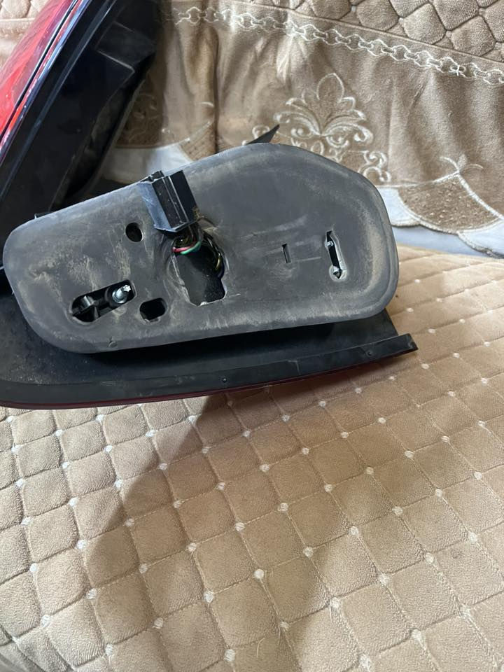 للبيع بك لايت خلفي مال رينو لوكان ليزري
للبيع بك لايت خلفي مال رينو لوكان ليزري
يمين ويسار
السعر 45

هـ:***********
