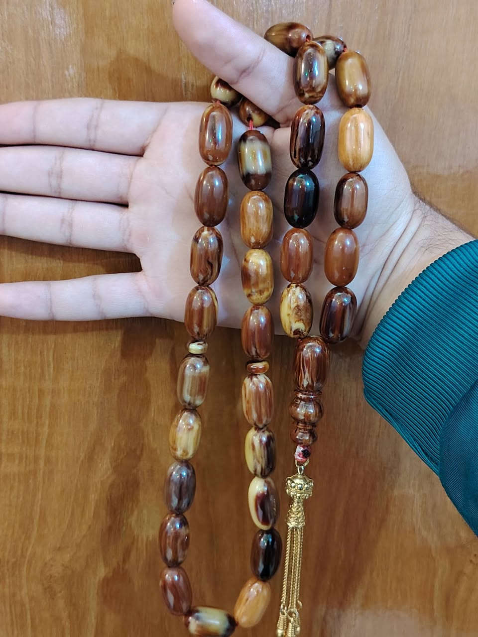 السلام عليكم
سندلوس الماني انتيك دبس وراشي
الوزن الصافي ١١٣ غرام ٣٣ حبة
الشاهد قطعتين خشنة قياس الحبة ٢٣


**إذا كنت صاحب هذا الإعلان وتريد حذفه لأي سبب، رجاءا أرسل رسالة إلى الدعم الفني**