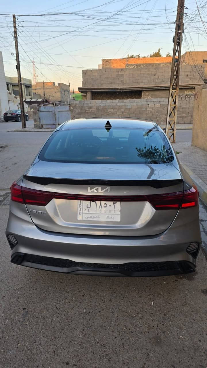 السلام عليكم
فورتي موديل ٢٠٢٢ معوقين بغداد 
وارد أمريكي حادثها مرفق بل صور 
ماشية 66 k
مواصفات نص فول 
مكاني بغداد 
رقمي *********** غير متواجد عل الفيس
