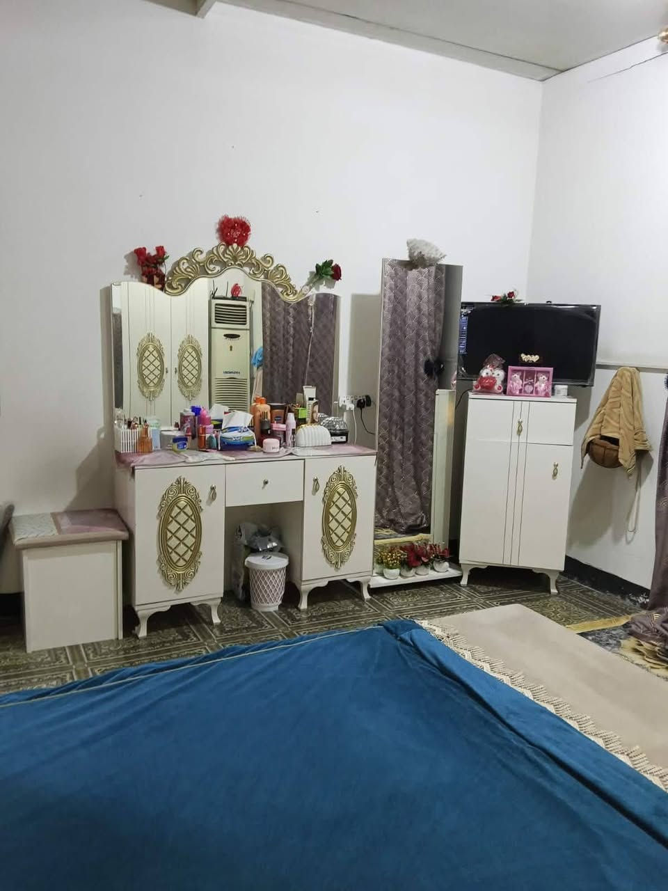 غرفة تركي 9 قطع نظيفة وبدون ضرر
السعر 750 وبيها مجال بسيط للشراي 
العنوان بغداد الدورة هور رجب


**إذا كنت صاحب هذا الإعلان وتريد حذفه لأي سبب، رجاءا أرسل رسالة إلى الدعم الفني**