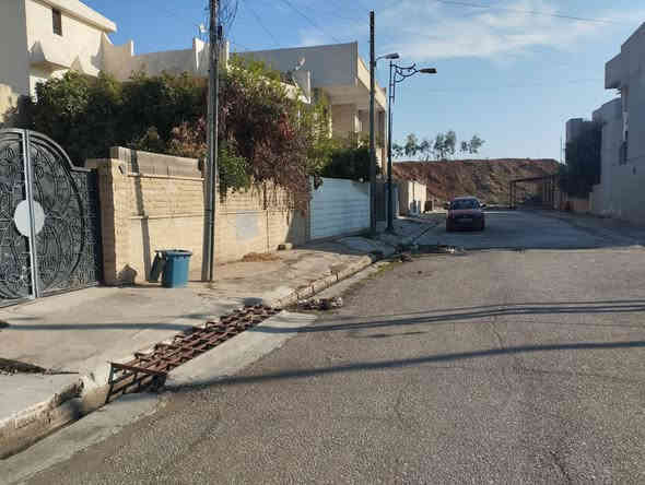 🏦 عروض مكتب بيت الأركان للعقار  🏦

الدار للبيع في حي العربي مساحة ٣٣٨ م 
الواجهة ١٢ م العمق ٢٨.٢ م الاتجاه غروب 

تفاصيل الدار بناء قديم البيع بحساب الأرض 
الموقع مميز حي العربي فرع جامع الذاكرين 

🏦                                                    🏦
السعر على التليكرام https://t.me/alarkan_1
للاستفسار مراجعة مكتب بيت الأركان للعقار 

موقع موصل حي العربي قرب مطعم ماشاءالله 

*********** / *********** / *********** 🏦
