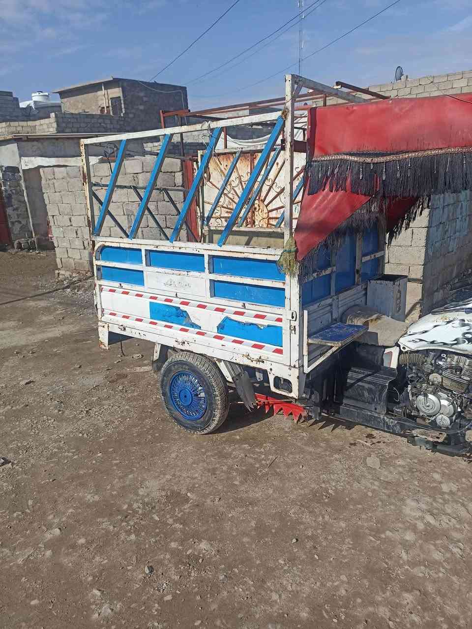 للبيع السعر 650 وبيها مجال
الرقم ***********
