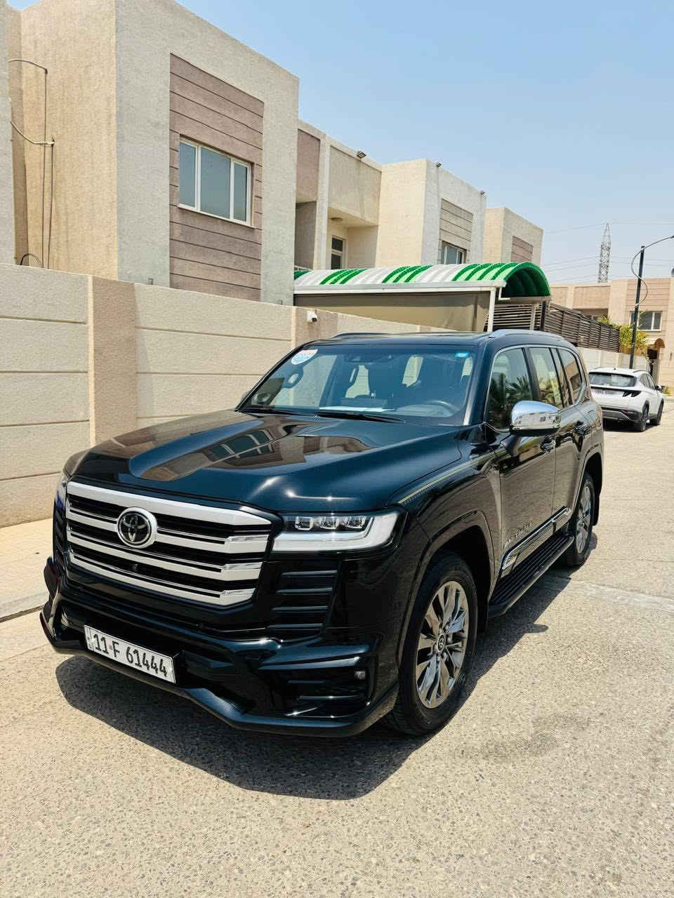 لاندكروز 2024 VXR اعلى فئه
توين تيربو
ماشيه 40 الف وقابل للزياده 
مغلفه PPF ضمان عشر سنوات
بريم اصل
مكفوله كفاله عامه 
رقم بغداد مميز
مسجله بشركه SAS
للأستفسار : ***********
