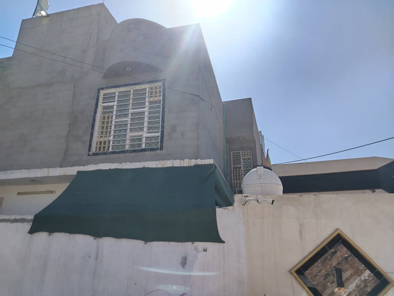 يالله
دار للبيع المساحه 180 متر

4 غرف نوم

مطبخ

استقبال مستقل

حمامات 2

صحيات 

صاله كبيرة

كراج للسيارة

الموقع الساهرون قرب مخبز الباشه

للاستفسار اتصل على الرقم

***********

ابو علي الشمري
