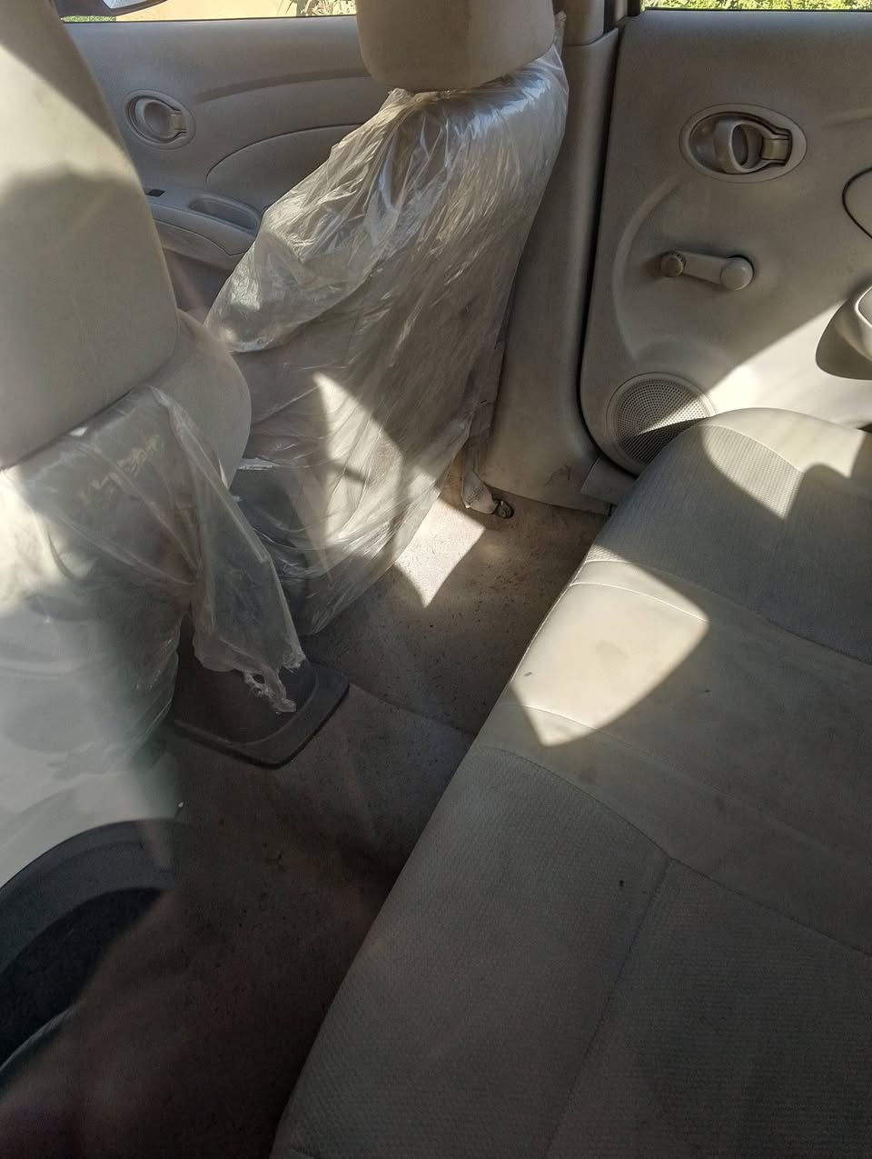 ه السلام عليكم سياره نيسان هندي للبيع المكان بغداد بيهه تبديل شركه جاملغ وبنيد وهاي الطخه كبال العين محرك كفاله كير كفاله رايدهه بدفتر بيهه مجال قليل ***********
