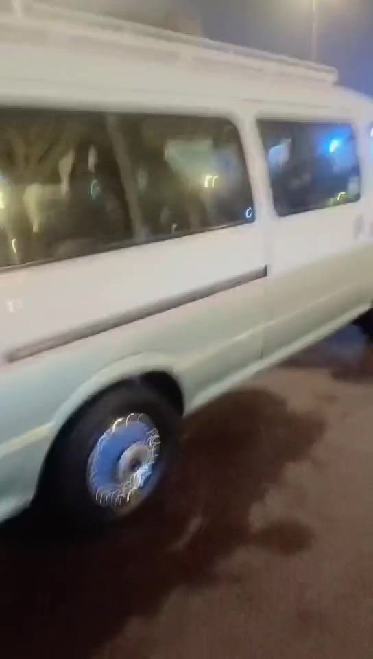 مكفوله من ضربه وصبغ رقم نكلزي بسمي تحول ثني يوم وصل خط وبحث مكينه ونجي حديثه سعر 77 وبي مجال


**إذا كنت صاحب هذا الإعلان وتريد حذفه لأي سبب، رجاءا أرسل رسالة إلى الدعم الفني**
