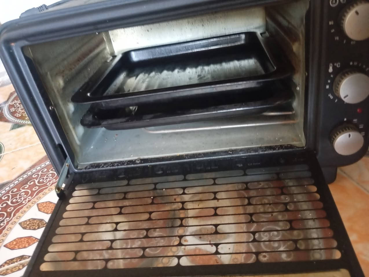 اوفن مستعمل قليل جدا
السعر 30 والعنوان ع الخاص


**إذا كنت صاحب هذا الإعلان وتريد حذفه لأي سبب، رجاءا أرسل رسالة إلى الدعم الفني**