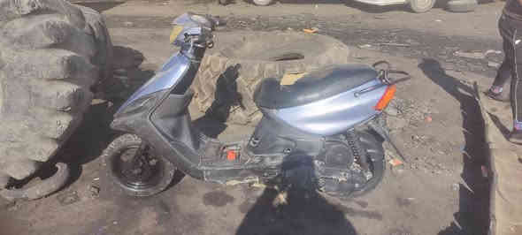 البيع السعر 200 هاذ رقمي *********** بيه لو بكن لو زنجيل
