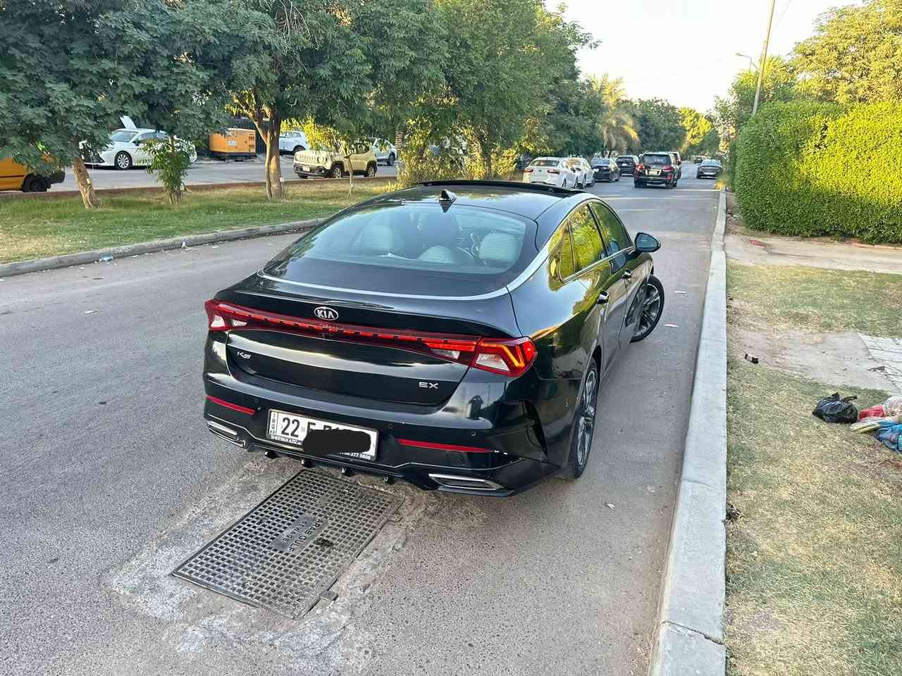 السلام عليكم
Kia K5 EX 2021 1.6 L turbo
وارد امريكي مرقم اربيل
فقط الجنطة بيها صبغ

المواصفات
رادار امامي خلفي
حساس خلفي
بانوراما
تبريد وتدفئة كشنات
تدفئة ستيرن
اوتو هولد
تشغيل عن بعد
كار بلي
سستم سماعات bose 
وغيرها من المواصفات المعروفة

السيارة مكانها بغداد
السعر 17,100 $ وبيها مجال للشراي 

***********
