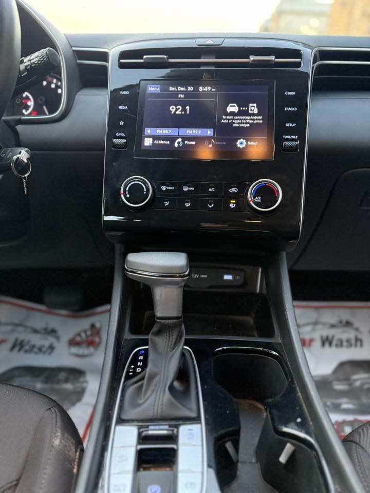 سلام عليكم هونداي توكسان 2023
لون مميز فيراني مواصفات السياره نص فول  ميحتاج اذكر مواصفات السياره  معروفه ممشا السياره 11حادث السياره جانبي سعر جدا مناسب مكاني كراده أو شارع فلسطين صور الحادث واتساب رقم الهاتف ***********
