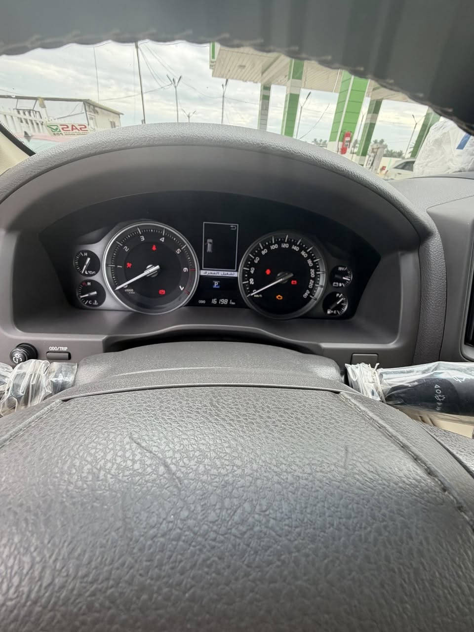 السلام عليكم
لاندكروز2019 ساز
ماشية 162  ألف
مكينتها 6 سلندر
جنطة كهرباء
كفالة عامة السيارة
مكانها السيدية
سعراها 540$  ورقة 
للاتصال ***********
