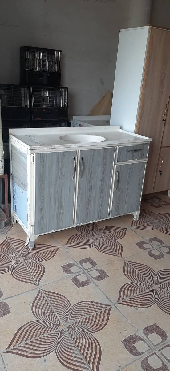 معرض العماد//وصول اثاث مستعمل بشرط النضافه زورونا تجدون الأفضل وبأنسب الأسعار ***********//*********** كركوك, العراق
