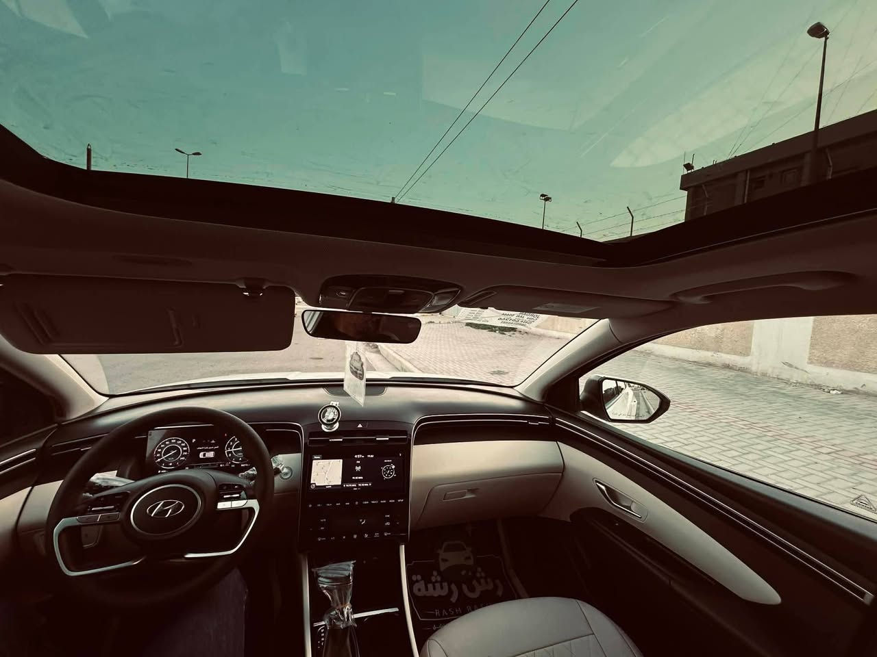 توسان 24 خليجي استلام شركة الت ساك وبعدها بضمان الشركة تبديل قطعه بلادية
فول مواصفات  
بانوراما 
مري شفط 
2 كرسي كهرباء 
بصمه وتشغيل عن بعد 
وبردات بلادي
حساسات أمامية خلفية
اشاير مري
دخول ذكي
شاشة ايباد حجم كبير 
شاحن واير ليس
لايتات دوارة امامية فولLED
زنون لد امامي خلفي
واهم شي المقدس منازل ❤️
وبعد بيه مواصفات 
دوشمه جديده 
رقم بغداد الدولي وهزه جديده باسمي 
ماشيه 50km
الاتصال ***********
العنوان بغداد
بيع مستعجل بسعر مناسب
