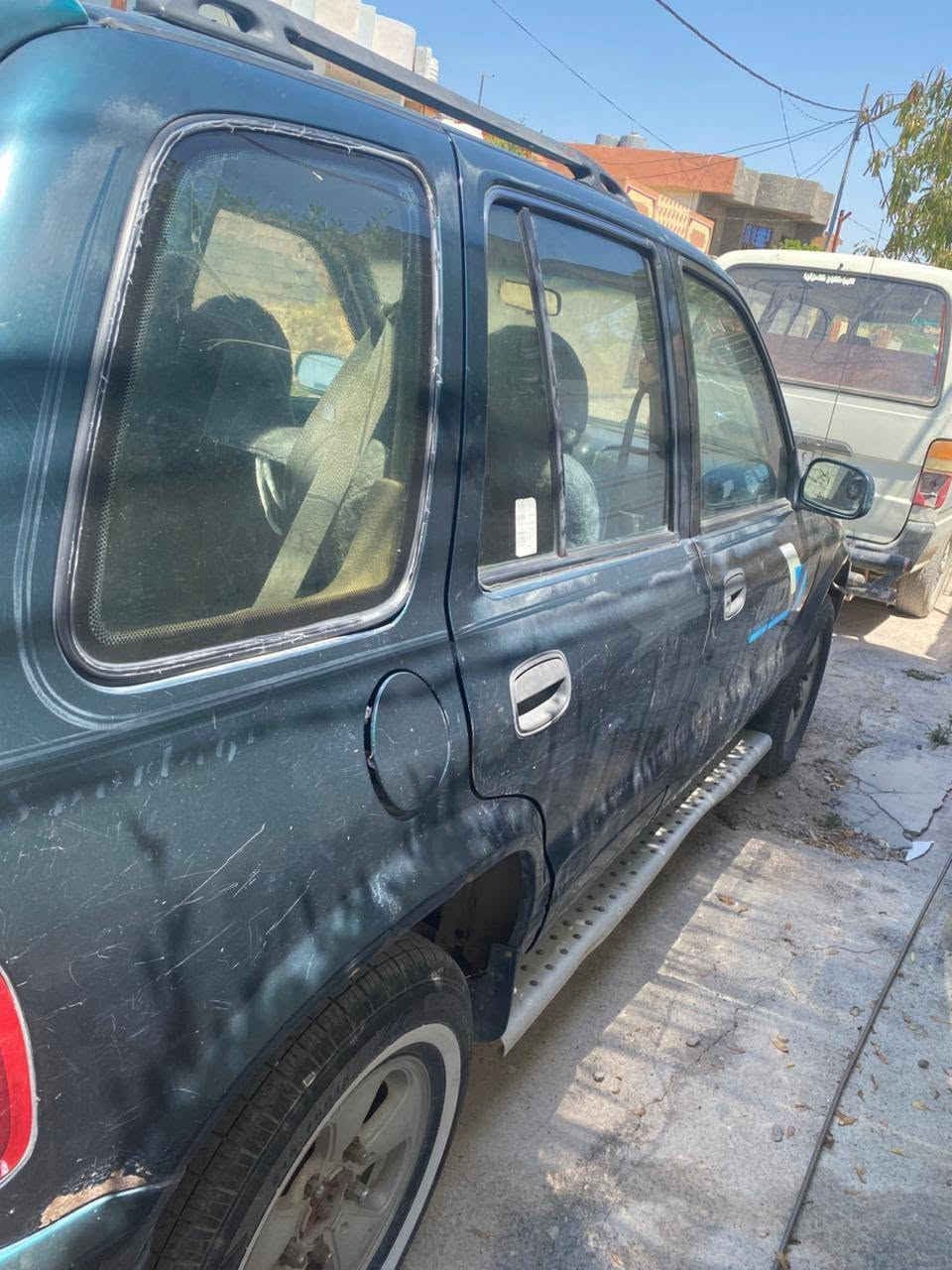 كية سبورتنج موديل ٢٠٠ رقم بغداد بلادي تدفئة تبريد فول كير محرك مكفول السعر ٤٣  وبيه مجال 
*********** ديالى
