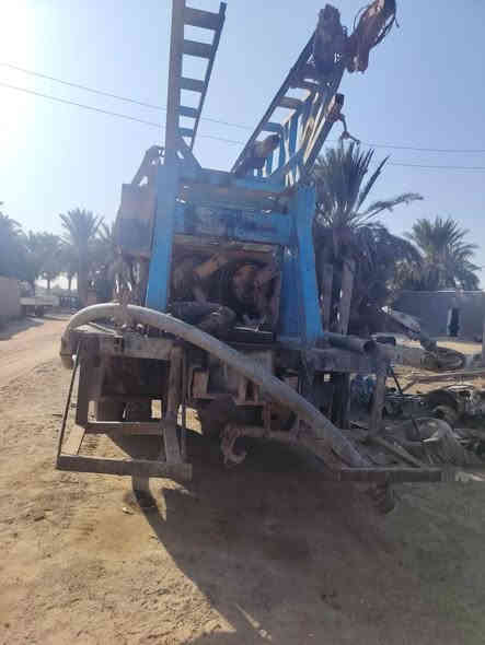 سلام عليكم حفاره ابار لبيع جهازه لشغل وياه عد 150 متر ***********
