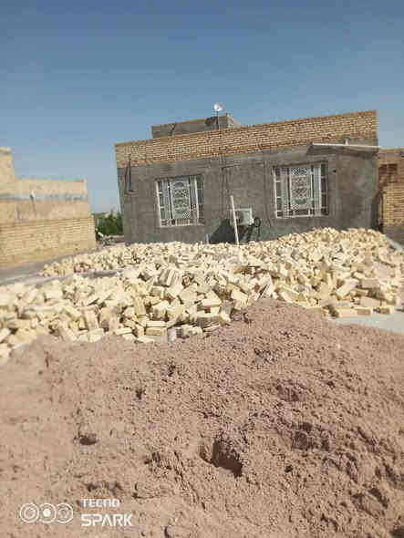 حبايبي السلام_عليكم 
شغلنا يتضمن مايلي
1- اخراج التراب الزائد من البيت
2-تربيع البيت كسر
3-دك البيت بالقفاز
4- صب البيت اذا كان بحاجه الى صب اسكان
#وكذلك دك السبيس والتراب وال
قطع وغيره + خزينه + تفليش +تصعيد تراب لصطح وتصليطه الصطح+مجاري+لبخ بتلوات +
ونج تصعيد كافه مواد البناء وغيرها 
كل هذا بكادر جيد وبسعر مناسب 
للاستفسار اكثر مراسلتنا او الاتصال بالرقم 
***********
