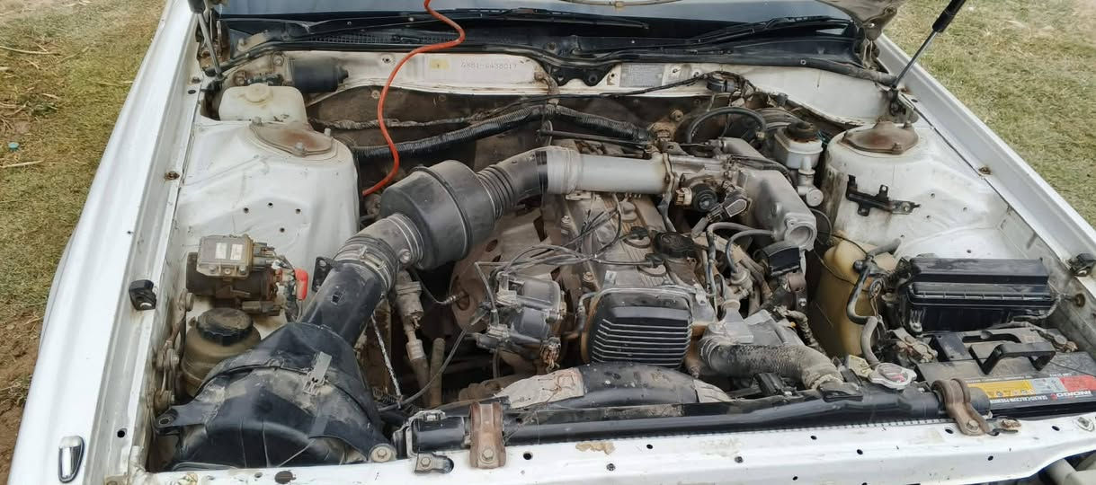 السلام عليكم 
شيزر مصطره موديل 92 رقم ذي قار مشروع وطني سنويه لغايه 29 راعيها بالشطره مكفولة من العيب الشرعي والصبغ العام حداديه تبريد تخم تاير مكينه وكير ونجي كهربائيات شغاله سنتر لك مكاني ذي قار  الشطره الاتصال على الرقم او مراسله على الخاص السعر 45 ***********
