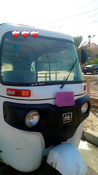 هذا التكتك من نوع باجاج RE بحالة ممتازة وجاهز للاستخدام اليومي. مناسب ...