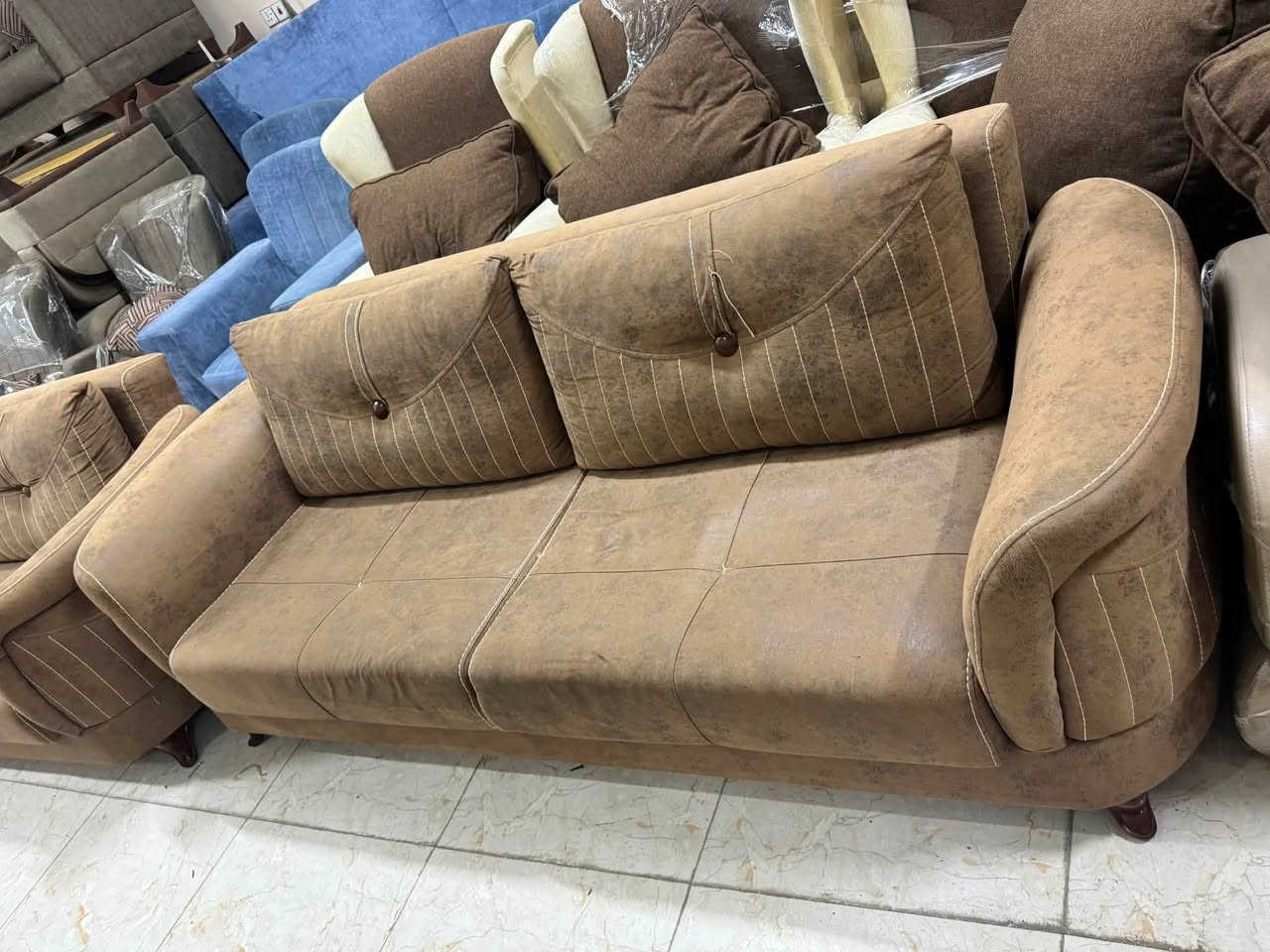 تخامه عدد ثنين قلاب وسرير ماركه جدا راقيه  سفنج سوفت طبي يعني فول راحه يعني موصفات راقيه نضافتهن اكثر من ٩٥٪؜


**إذا كنت صاحب هذا الإعلان وتريد حذفه لأي سبب، رجاءا أرسل رسالة إلى الدعم الفني**