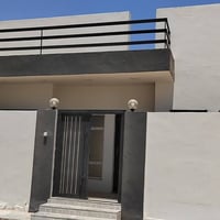 مجمع اليوسف • ١٠٠م • جاهزة للسكن