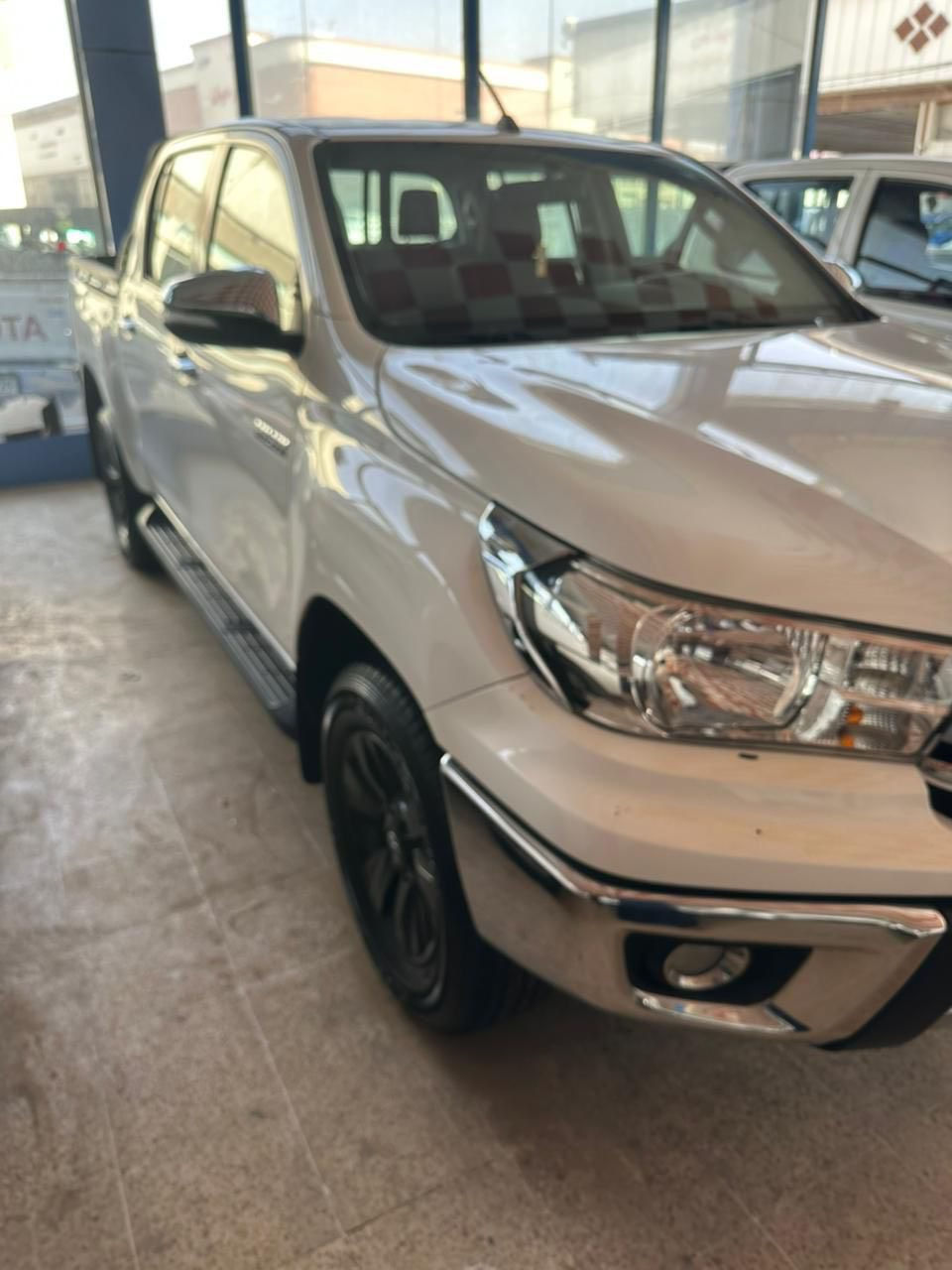 السلام عليكم تيوتا 2016 عالي محرك 2700  كير اوتو سياره مكفوله بيهه بس بارد بل بدي محرك كير تبريد صدر تايرات كفاله ترايه كلش حلو سياره احلى من صور  شاشه جبيره كأمره حساس تبريد ثلج هوك سحب بيه درع امامي ستيل فوريل انظمه قياده رقم اربيل بسمي تحويل ثاني يوم السعر 250 وبيهه مجال العنوان بغداد المنصور اتصال ***********  واتساب ***********
